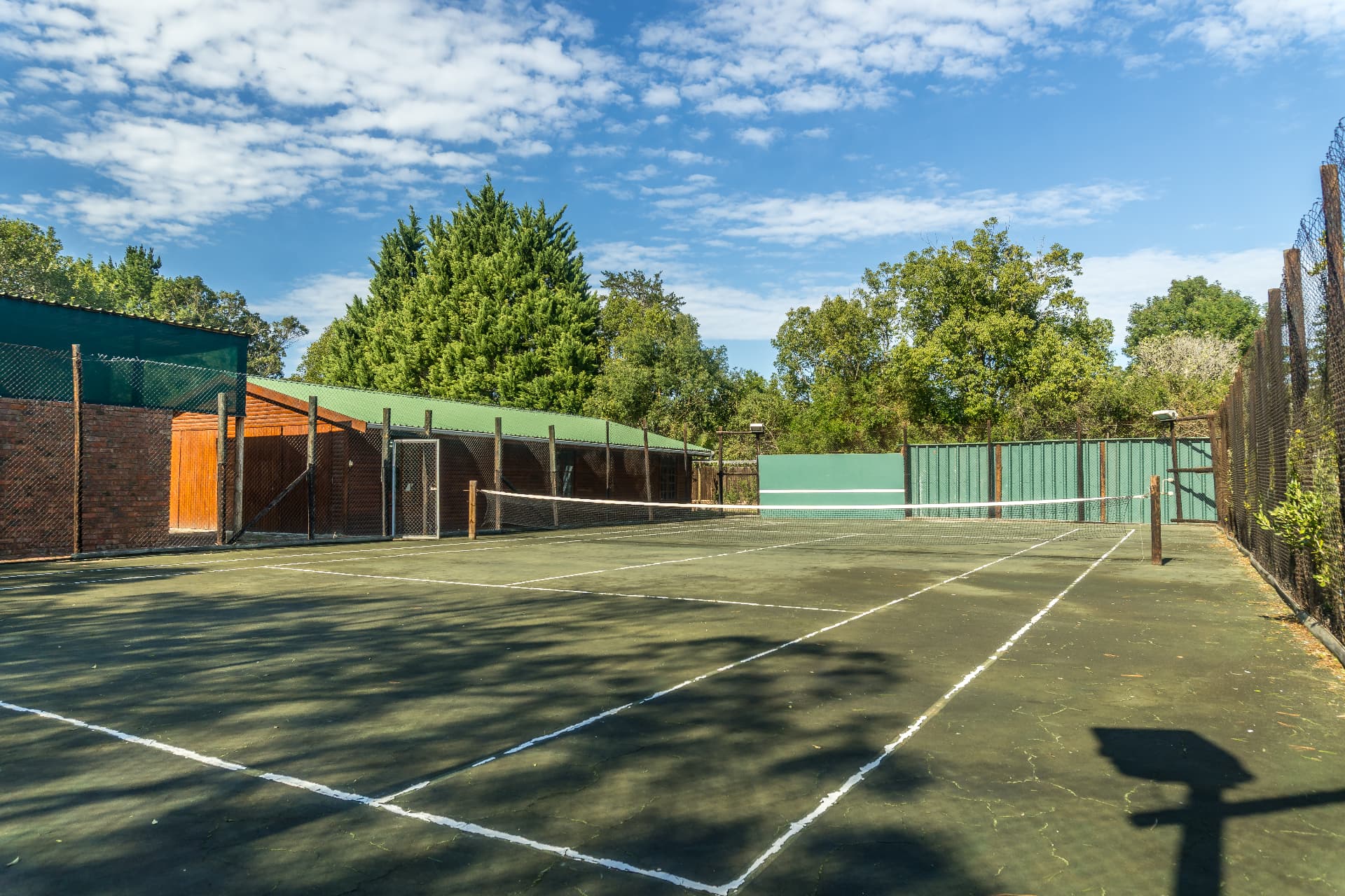 Tennis court